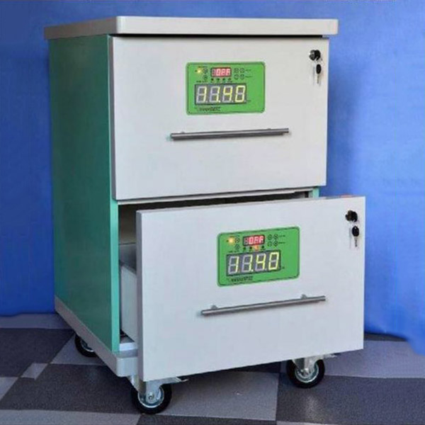 Syrmed, bezpieczne ostrza chirurgiczne, cieplarki medyczne, dekontaminacja sal operacyjnych, dezynfekcja sal operacyjnych, kontenery sterylizacyjne, lampy operacyjne, łóżka szpitalne, meble medyczne, sterylna jednorazowa bielizna operacyjna, sterylne obłożenia chirurgiczne, stoły operacyjne, narzędzia chirurgiczne