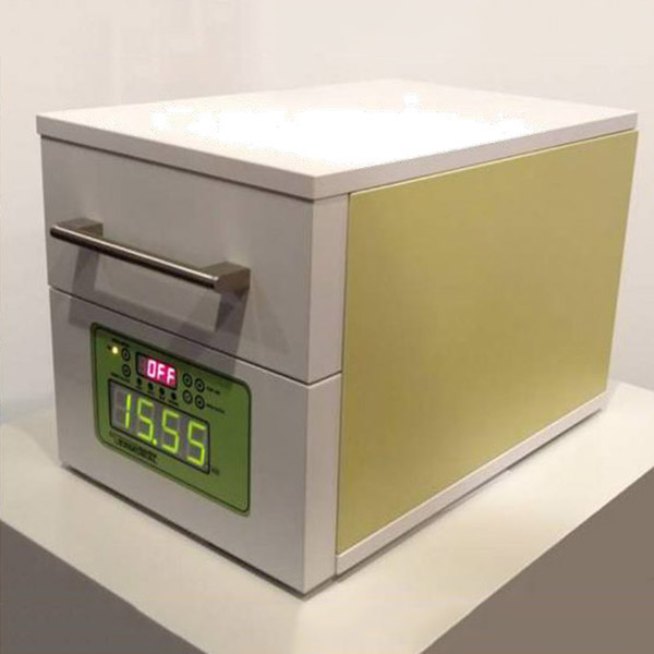 Syrmed, bezpieczne ostrza chirurgiczne, cieplarki medyczne, dekontaminacja sal operacyjnych, dezynfekcja sal operacyjnych, kontenery sterylizacyjne, lampy operacyjne, łóżka szpitalne, meble medyczne, sterylna jednorazowa bielizna operacyjna, sterylne obłożenia chirurgiczne, stoły operacyjne, narzędzia chirurgiczne